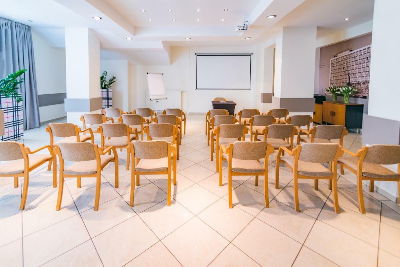 Hotel Forum Rzeszów Eksteriør bilde