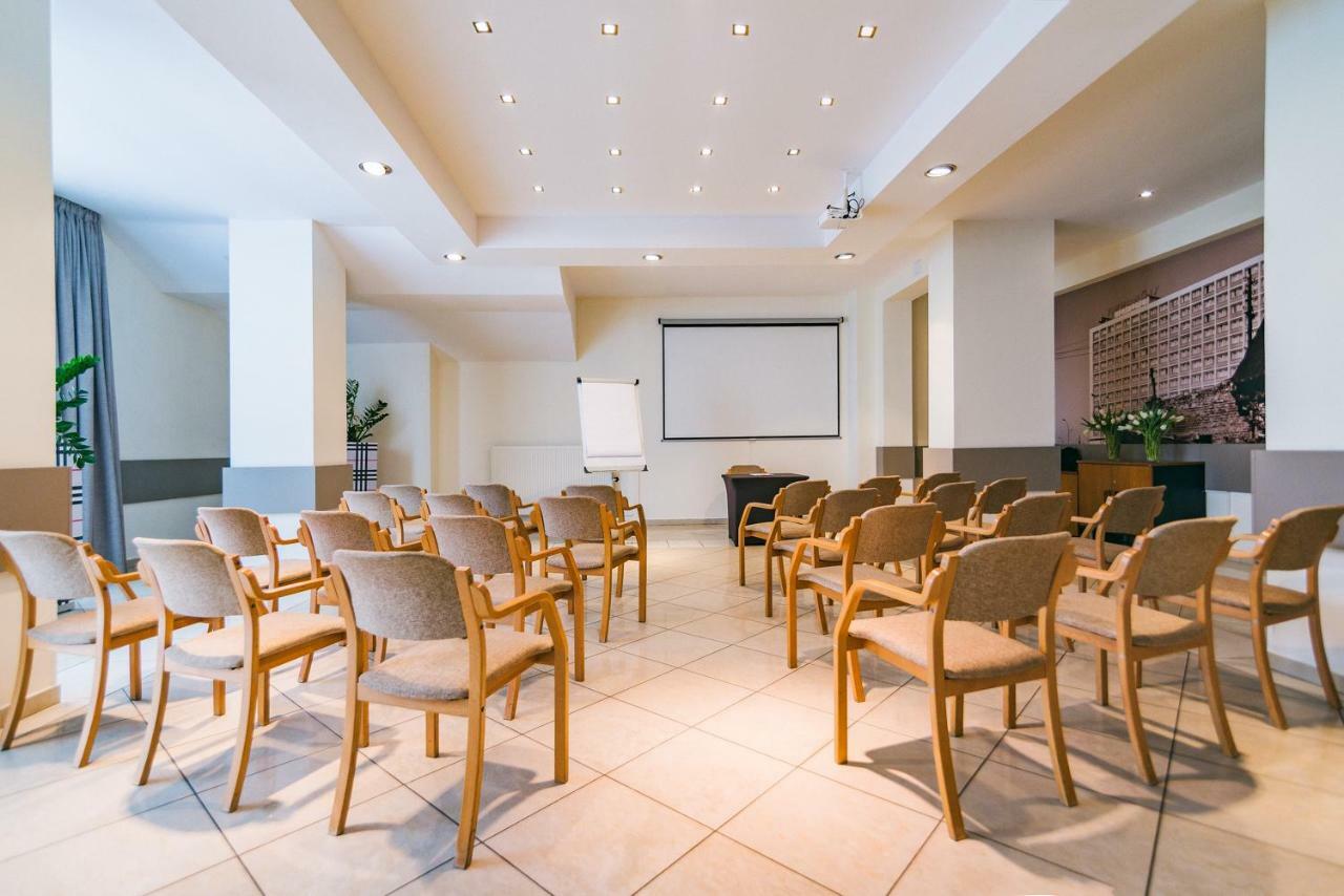 Hotel Forum Rzeszów Eksteriør bilde